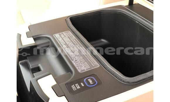 Buy Import Toyota Land Cruiser Black Car in Import - Dubai in Kampot Province Buy Import Toyota Land Cruiser Black Car in Import - Dubai in Kampot Province