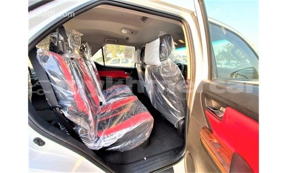 Buy Import Toyota Fortuner White Car in Import - Dubai in Kampot Province Buy Import Toyota Fortuner White Car in Import - Dubai in Kampot Province