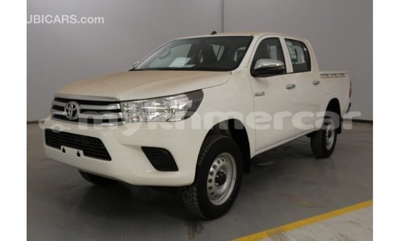 Buy Import Toyota Hilux White Car in Import - Dubai in Kampot Province Buy Import Toyota Hilux White Car in Import - Dubai in Kampot Province