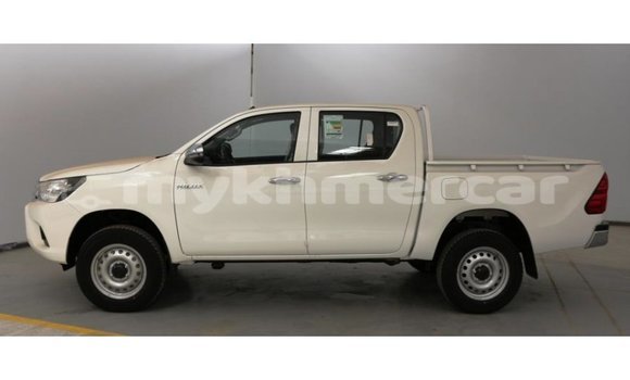 Buy Import Toyota Hilux White Car in Import - Dubai in Kampot Province Buy Import Toyota Hilux White Car in Import - Dubai in Kampot Province
