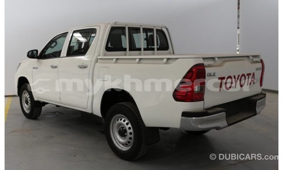 Buy Import Toyota Hilux White Car in Import - Dubai in Kampot Province Buy Import Toyota Hilux White Car in Import - Dubai in Kampot Province