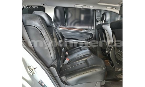 ទិញ នាំចូល Mercedes-Benz 190 (W201) Other ឡាន} ក្នុង Import - Dubai ក្នុង Kampot Province ទិញ នាំចូល Mercedes-Benz 190 (W201) Other ឡាន} ក្នុង Import - Dubai ក្នុង Kampot Province