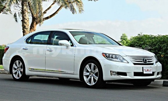 Buy Import Lexus LS White Car in Import - Dubai in Kampot Province