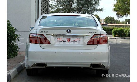 ទិញ នាំចូល Lexus LS White ឡាន} ក្នុង Import - Dubai ក្នុង Kampot Province ទិញ នាំចូល Lexus LS White ឡាន} ក្នុង Import - Dubai ក្នុង Kampot Province