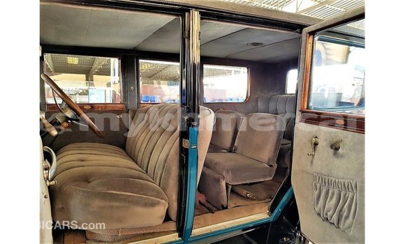 Buy Import Buick Electra Blue Car in Import - Dubai in Kampot Province Buy Import Buick Electra Blue Car in Import - Dubai in Kampot Province