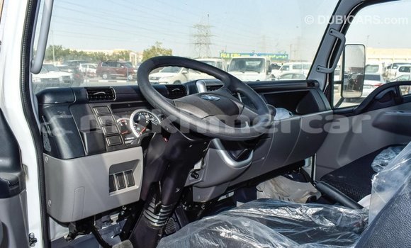 Acheter Import Utilitaire Mitsubishi L400 Blanc à Import - Dubai, Kampot Province Acheter Import Utilitaire Mitsubishi L400 Blanc à Import - Dubai, Kampot Province