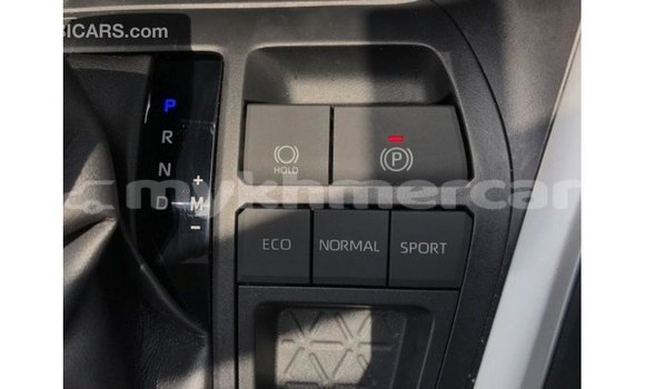 ទិញ នាំចូល Toyota HiAce White ឡានដឹកទំនិញ} ក្នុង Import - Dubai ក្នុង Kampot Province ទិញ នាំចូល Toyota HiAce White ឡានដឹកទំនិញ} ក្នុង Import - Dubai ក្នុង Kampot Province