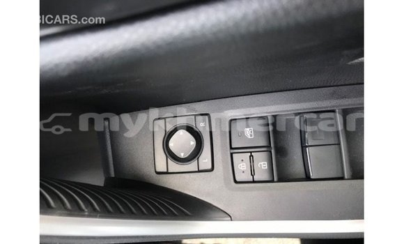 ទិញ នាំចូល Toyota HiAce White ឡានដឹកទំនិញ} ក្នុង Import - Dubai ក្នុង Kampot Province ទិញ នាំចូល Toyota HiAce White ឡានដឹកទំនិញ} ក្នុង Import - Dubai ក្នុង Kampot Province