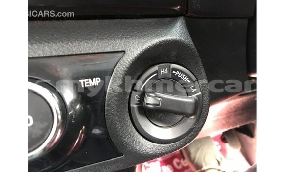 Buy Import Toyota Hilux Other Car in Import - Dubai in Kampot Province Buy Import Toyota Hilux Other Car in Import - Dubai in Kampot Province