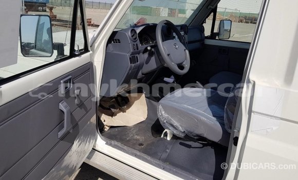 Buy Import Toyota Land Cruiser White Car in Import - Dubai in Kampot Province Buy Import Toyota Land Cruiser White Car in Import - Dubai in Kampot Province