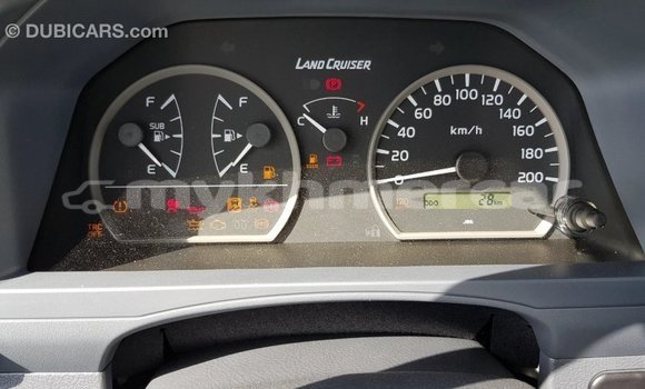Buy Import Toyota Land Cruiser White Car in Import - Dubai in Kampot Province Buy Import Toyota Land Cruiser White Car in Import - Dubai in Kampot Province