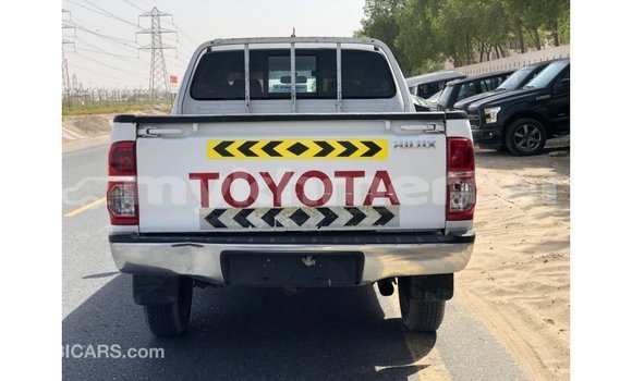 ទិញ នាំចូល Toyota Hilux White ឡាន} ក្នុង Import - Dubai ក្នុង Kampot Province ទិញ នាំចូល Toyota Hilux White ឡាន} ក្នុង Import - Dubai ក្នុង Kampot Province