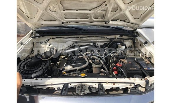 ទិញ នាំចូល Toyota Hilux White ឡាន} ក្នុង Import - Dubai ក្នុង Kampot Province ទិញ នាំចូល Toyota Hilux White ឡាន} ក្នុង Import - Dubai ក្នុង Kampot Province