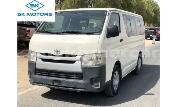 Buy Import Toyota Hiace White Car in Import - Dubai in Kampot Province