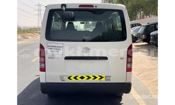 ទិញ នាំចូល Toyota Hiace White ឡាន} ក្នុង Import - Dubai ក្នុង Kampot Province ទិញ នាំចូល Toyota Hiace White ឡាន} ក្នុង Import - Dubai ក្នុង Kampot Province