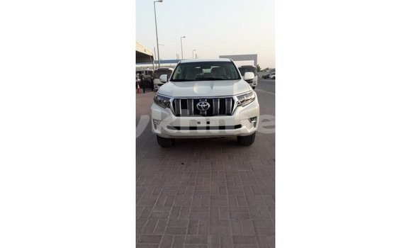 Buy Import Toyota Prado White Car in Import - Dubai in Kampot Province