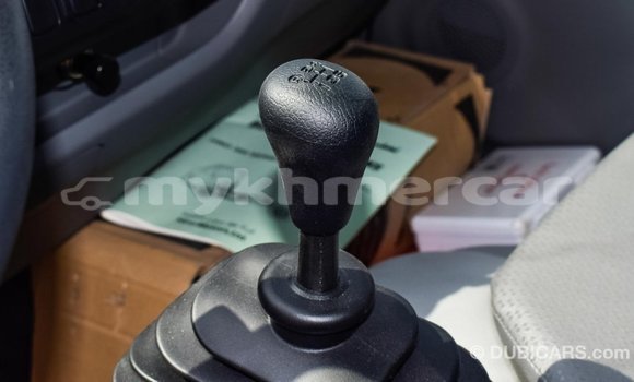 Acheter Import Utilitaire Hino 300 Series Blanc à Import - Dubai, Kampot Province Acheter Import Utilitaire Hino 300 Series Blanc à Import - Dubai, Kampot Province