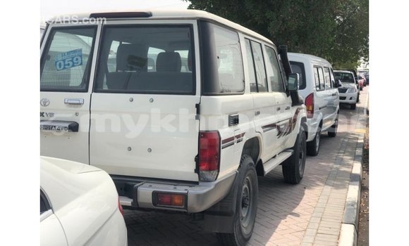 Buy Import Toyota Land Cruiser Other Car in Import - Dubai in Kampot Province Buy Import Toyota Land Cruiser Other Car in Import - Dubai in Kampot Province