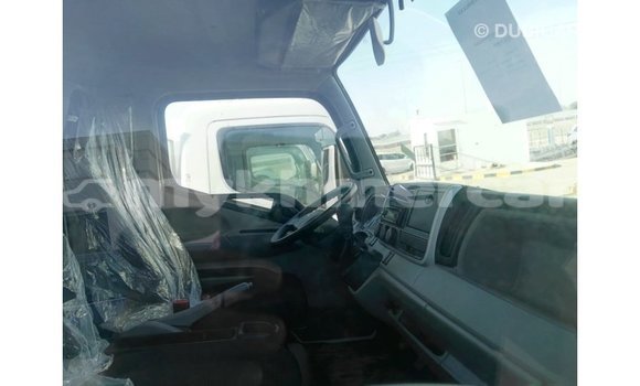 Acheter Import Voiture Mitsubishi i Blanc à Import - Dubai, Kampot Province Acheter Import Voiture Mitsubishi i Blanc à Import - Dubai, Kampot Province