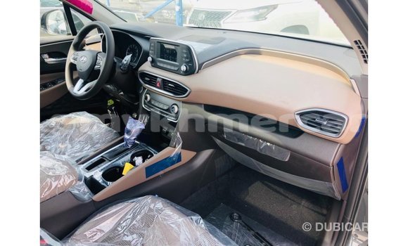 Buy Import Hyundai Santa Fe Green Car in Import - Dubai in Kampot Province Buy Import Hyundai Santa Fe Green Car in Import - Dubai in Kampot Province