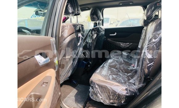 Buy Import Hyundai Santa Fe Green Car in Import - Dubai in Kampot Province Buy Import Hyundai Santa Fe Green Car in Import - Dubai in Kampot Province