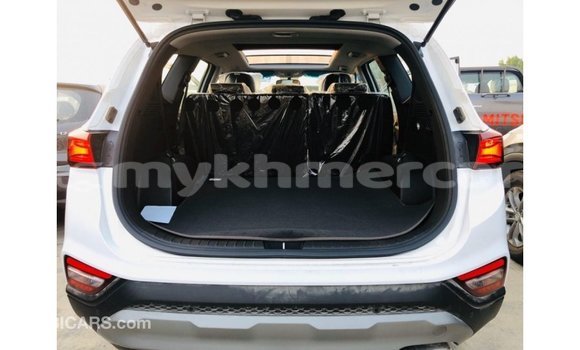 Buy Import Hyundai Santa Fe White Car in Import - Dubai in Kampot Province Buy Import Hyundai Santa Fe White Car in Import - Dubai in Kampot Province