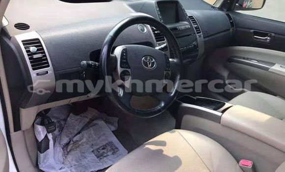 Buy Used Toyota Prius White Car in Phnom Penh in Phnom Penh Buy Used Toyota Prius White Car in Phnom Penh in Phnom Penh