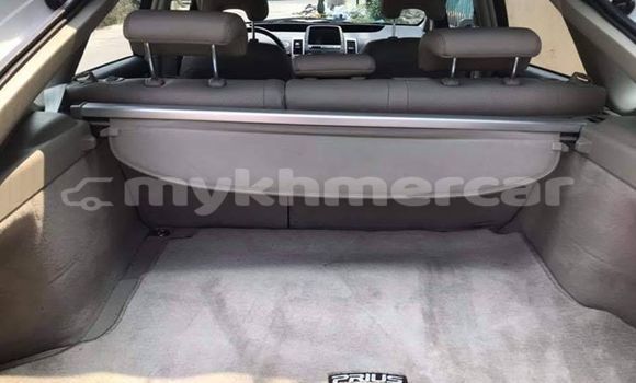 Buy Used Toyota Prius White Car in Phnom Penh in Phnom Penh Buy Used Toyota Prius White Car in Phnom Penh in Phnom Penh