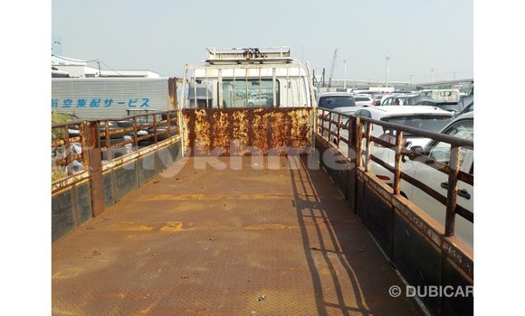 Buy Import Isuzu Rodeo White Car in Import - Dubai in Kampot Province Buy Import Isuzu Rodeo White Car in Import - Dubai in Kampot Province