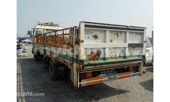 Buy Import Isuzu Rodeo White Car in Import - Dubai in Kampot Province Buy Import Isuzu Rodeo White Car in Import - Dubai in Kampot Province