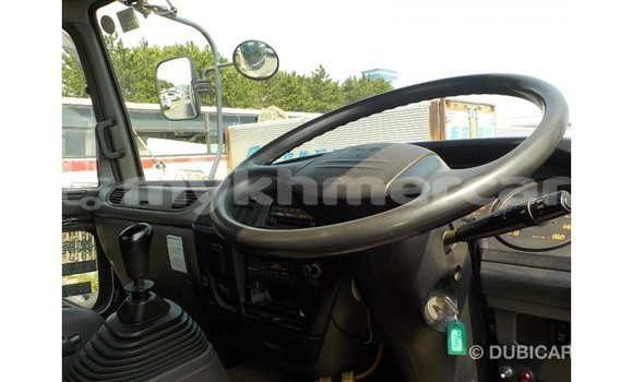 Buy Import Isuzu Rodeo White Car in Import - Dubai in Kampot Province Buy Import Isuzu Rodeo White Car in Import - Dubai in Kampot Province