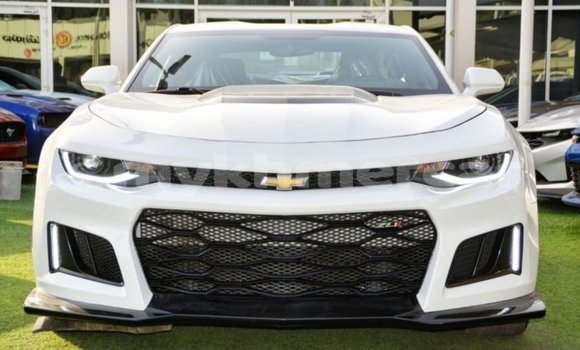 Buy Import Chevrolet Camaro White Car in Import - Dubai in Kampot Province