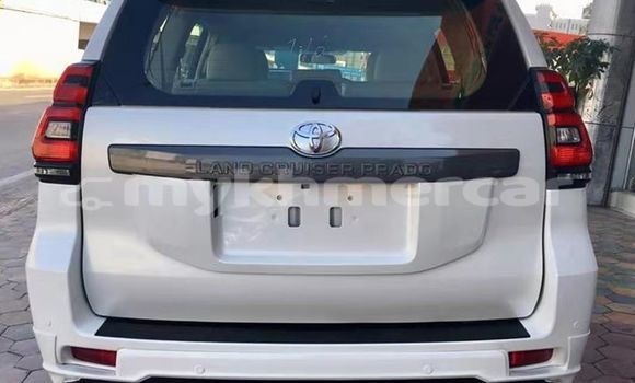 Buy Used Toyota Land Cruiser Prado White Car in Phnom Penh in Phnom Penh Buy Used Toyota Land Cruiser Prado White Car in Phnom Penh in Phnom Penh