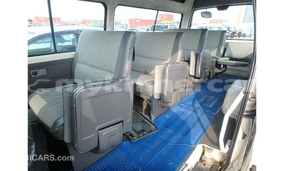 Buy Import Nissan Caravan White Car in Import - Dubai in Kampot Province Buy Import Nissan Caravan White Car in Import - Dubai in Kampot Province