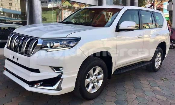 Buy Used Toyota Land Cruiser Prado White Car in Phnom Penh in Phnom Penh Buy Used Toyota Land Cruiser Prado White Car in Phnom Penh in Phnom Penh