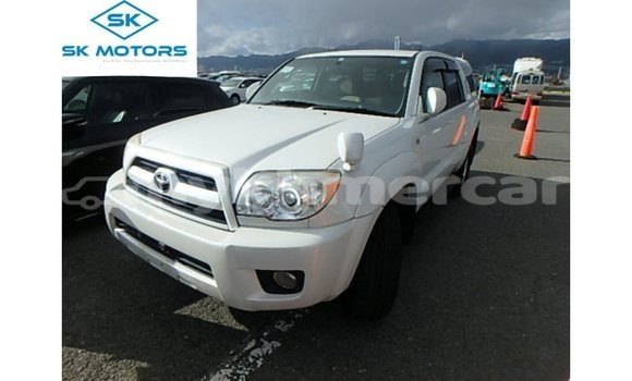 Buy Import Toyota Hilux White Car in Import - Dubai in Kampot Province