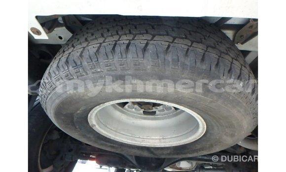 Buy Import Toyota Hilux White Car in Import - Dubai in Kampot Province Buy Import Toyota Hilux White Car in Import - Dubai in Kampot Province