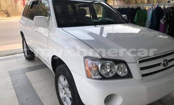 Acheter Occasion Voiture Toyota Highlander Blanc à Phnom Penh, Phnom Penh Acheter Occasion Voiture Toyota Highlander Blanc à Phnom Penh, Phnom Penh