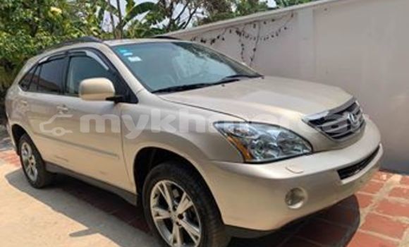 Acheter Occasion Voiture Lexus RX Beige à Phnom Penh, Phnom Penh Acheter Occasion Voiture Lexus RX Beige à Phnom Penh, Phnom Penh