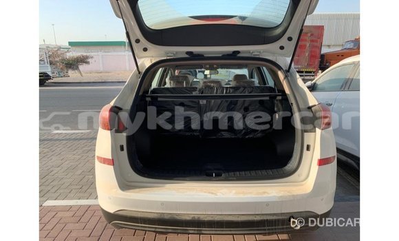 Buy Import Hyundai Tucson White Car in Import - Dubai in Kampot Province Buy Import Hyundai Tucson White Car in Import - Dubai in Kampot Province