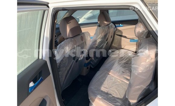Buy Import Hyundai Tucson White Car in Import - Dubai in Kampot Province Buy Import Hyundai Tucson White Car in Import - Dubai in Kampot Province