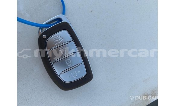 Buy Import Hyundai Tucson White Car in Import - Dubai in Kampot Province Buy Import Hyundai Tucson White Car in Import - Dubai in Kampot Province