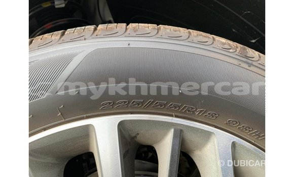 Buy Import Hyundai Tucson White Car in Import - Dubai in Kampot Province Buy Import Hyundai Tucson White Car in Import - Dubai in Kampot Province