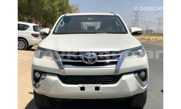 ទិញ នាំចូល Toyota Fortuner White ឡាន} ក្នុង Import - Dubai ក្នុង Kampot Province ទិញ នាំចូល Toyota Fortuner White ឡាន} ក្នុង Import - Dubai ក្នុង Kampot Province