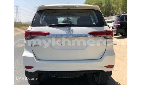 ទិញ នាំចូល Toyota Fortuner White ឡាន} ក្នុង Import - Dubai ក្នុង Kampot Province ទិញ នាំចូល Toyota Fortuner White ឡាន} ក្នុង Import - Dubai ក្នុង Kampot Province