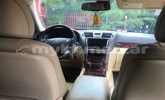 Acheter Occasion Voiture Lexus LS Noir à Phnom Penh, Phnom Penh Acheter Occasion Voiture Lexus LS Noir à Phnom Penh, Phnom Penh