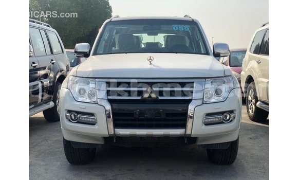 Buy Import Mitsubishi Pajero Black Car in Import - Dubai in Kampot Province Buy Import Mitsubishi Pajero Black Car in Import - Dubai in Kampot Province