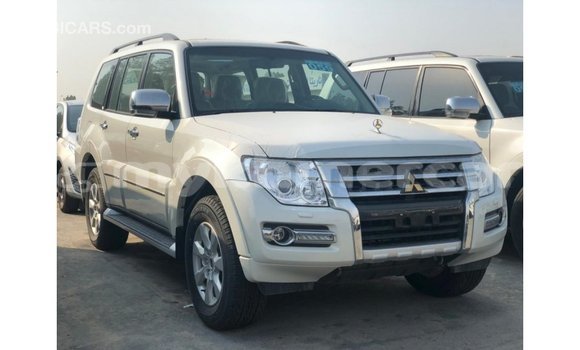 Buy Import Mitsubishi Pajero Black Car in Import - Dubai in Kampot Province Buy Import Mitsubishi Pajero Black Car in Import - Dubai in Kampot Province