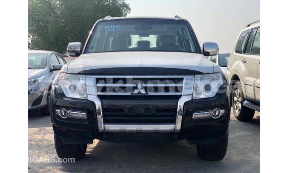 Buy Import Mitsubishi Pajero Black Car in Import - Dubai in Kampot Province Buy Import Mitsubishi Pajero Black Car in Import - Dubai in Kampot Province