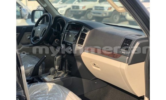Buy Import Mitsubishi Pajero Black Car in Import - Dubai in Kampot Province Buy Import Mitsubishi Pajero Black Car in Import - Dubai in Kampot Province